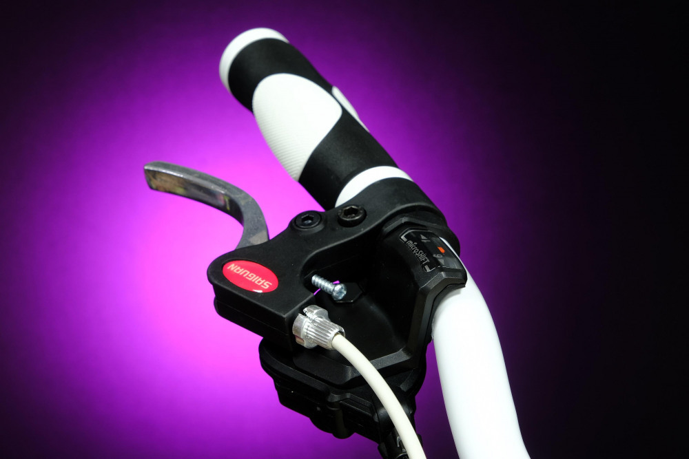 Lorak Shark 24 White Серебро/Розовый